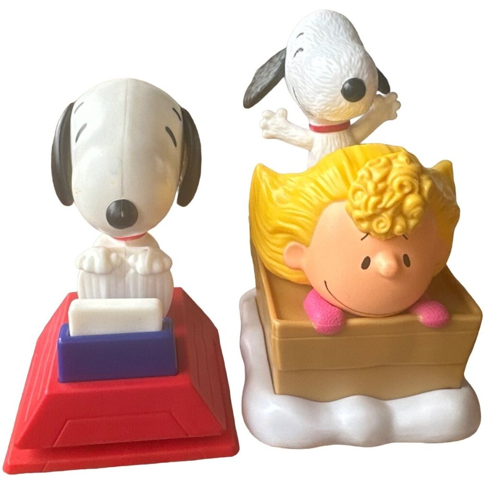 Lot of 2 Peanuts Characters Sally & Snoopy McDonald's Collectible Toys (READ)